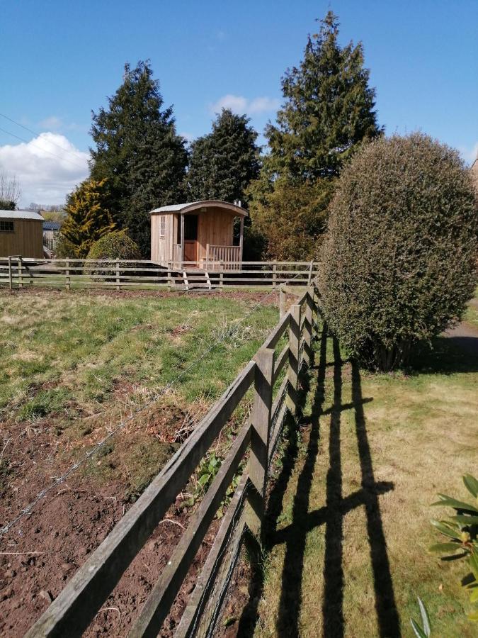 Lucker Mill Shepherds Huts Zewnętrze zdjęcie