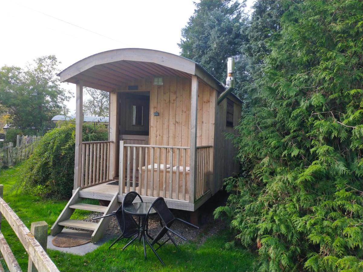 Lucker Mill Shepherds Huts Zewnętrze zdjęcie