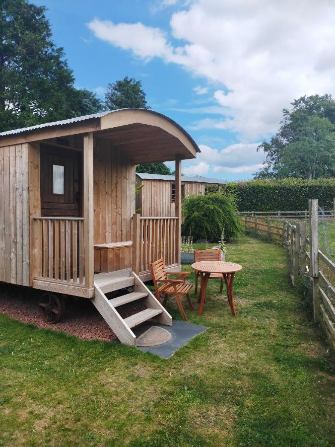 Lucker Mill Shepherds Huts Zewnętrze zdjęcie