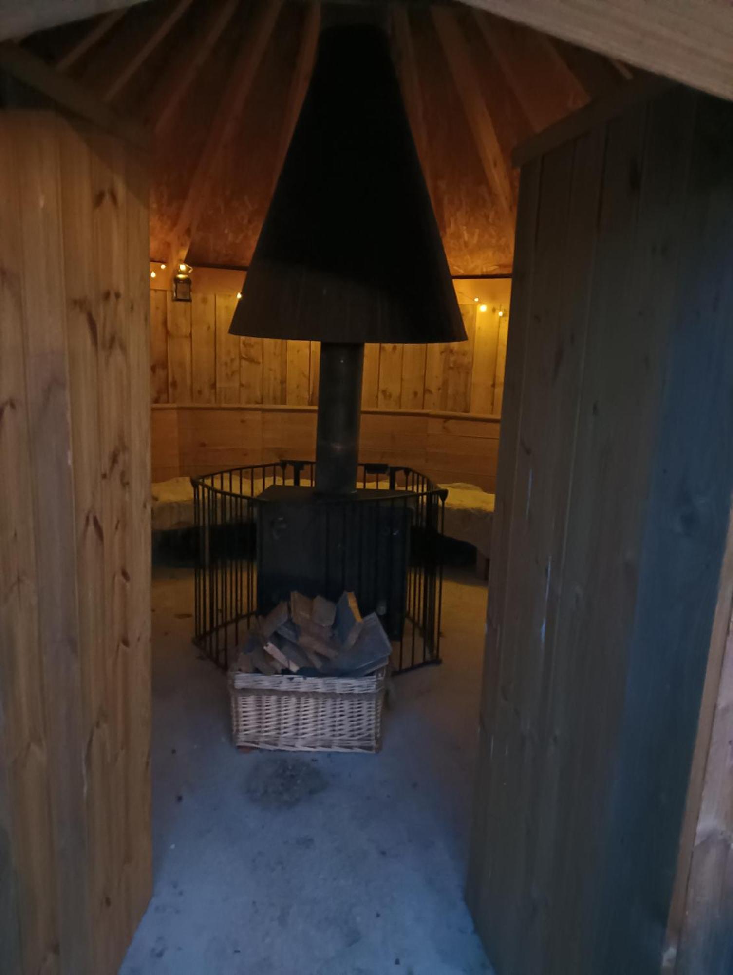 Lucker Mill Shepherds Huts Zewnętrze zdjęcie